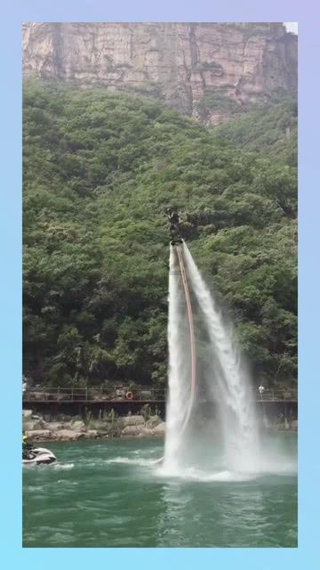 救援紫色生物